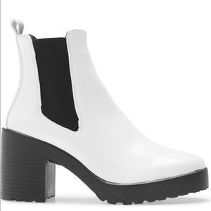 Topshop Chelsea Unit Boot